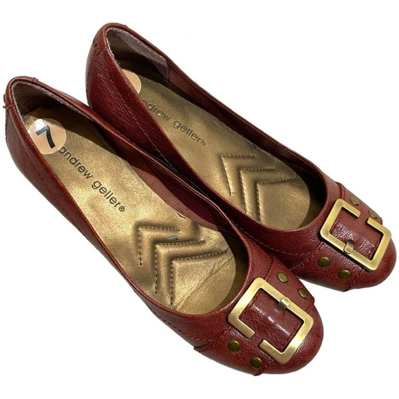 Andrew Geller NWOT Size 7 Reddish Brown with antiques Gold Buckle WEDGE Heel 2.5 - Picture 16 of 16